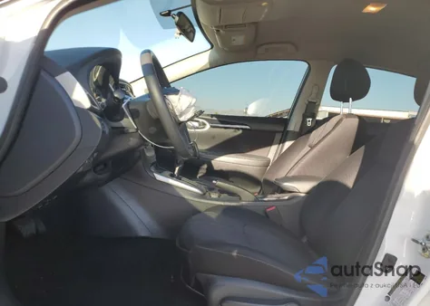 2016 Nissan Sentra S z USA, uszkodzony, nr VIN 3N1AB7AP1GY291095